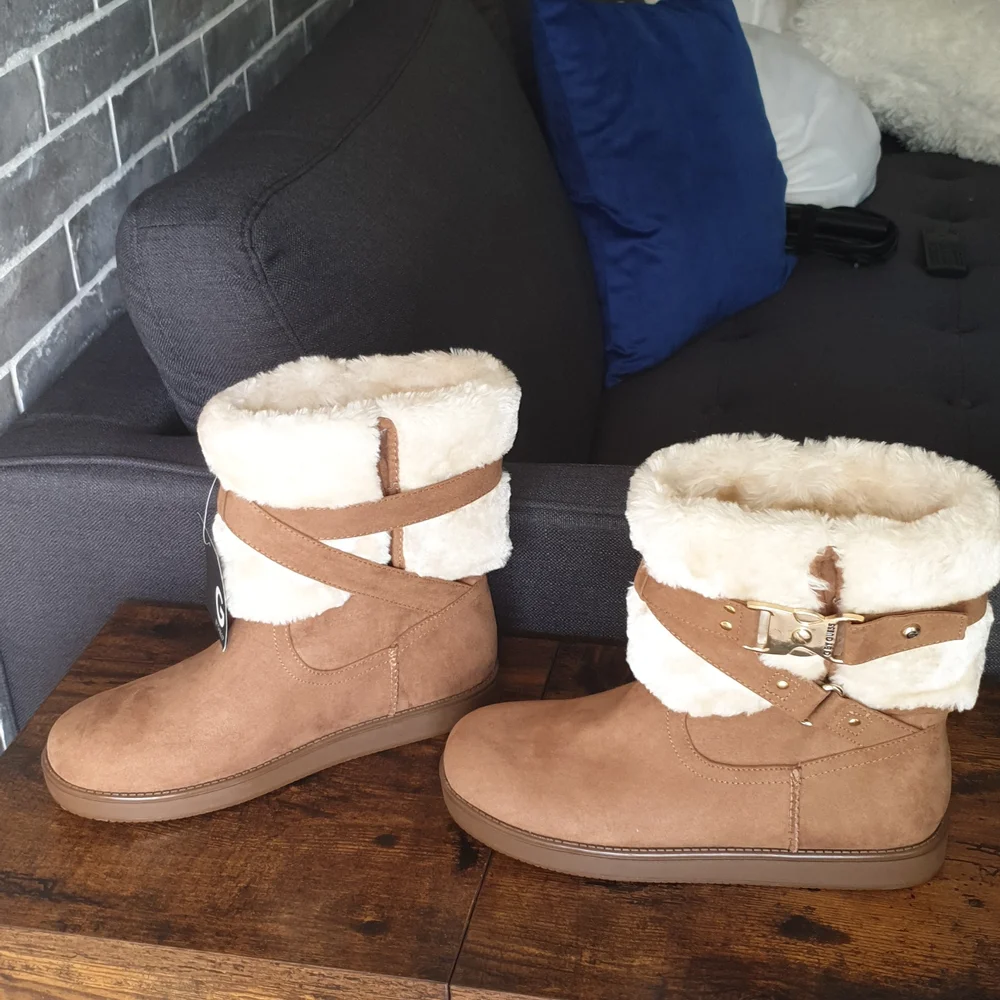 Authentic Warm boots by G by Guess brown size 8 NWT. - Picture 5 of 13